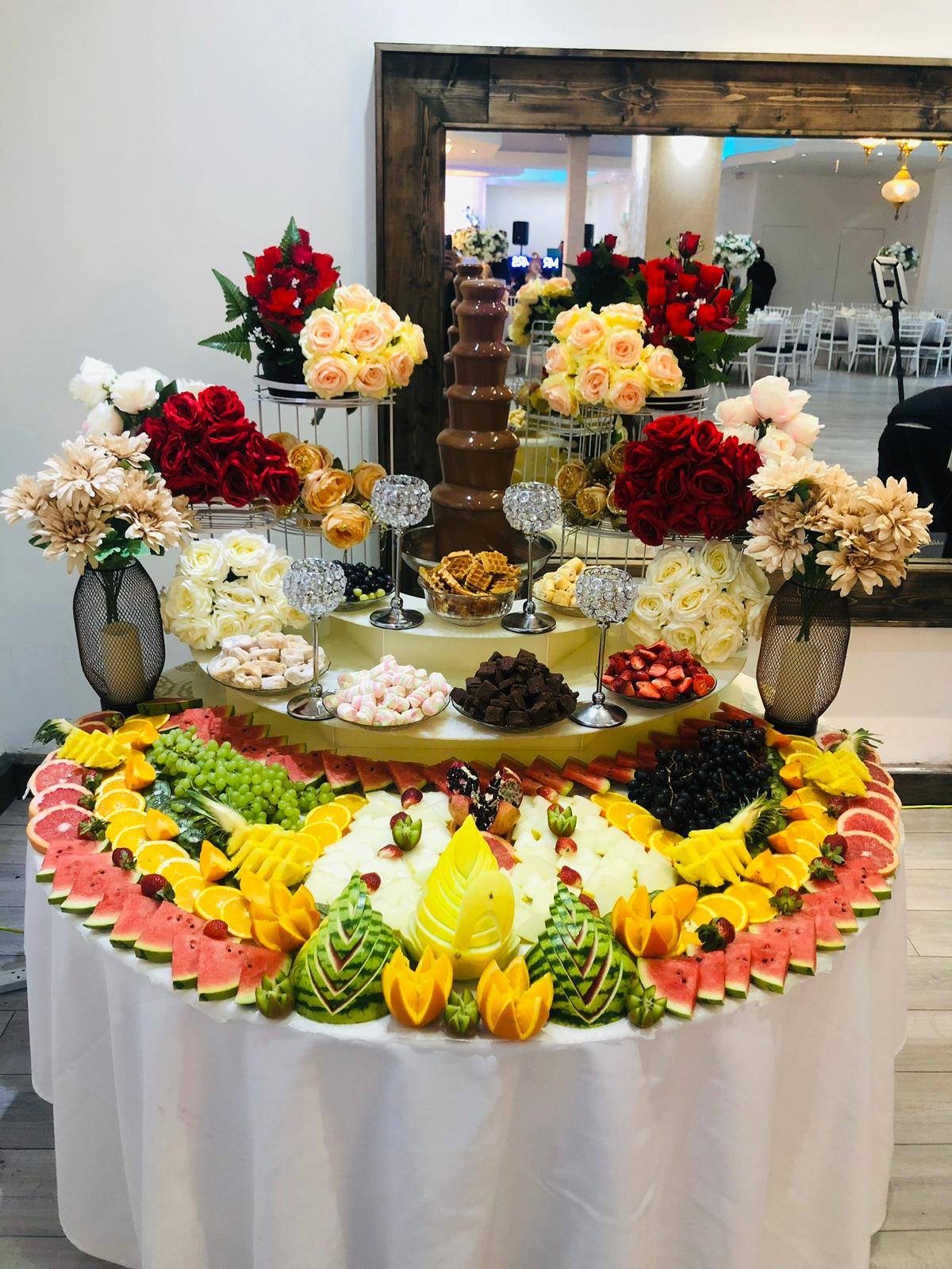 Elegant fruit table decor for events in Birmingham