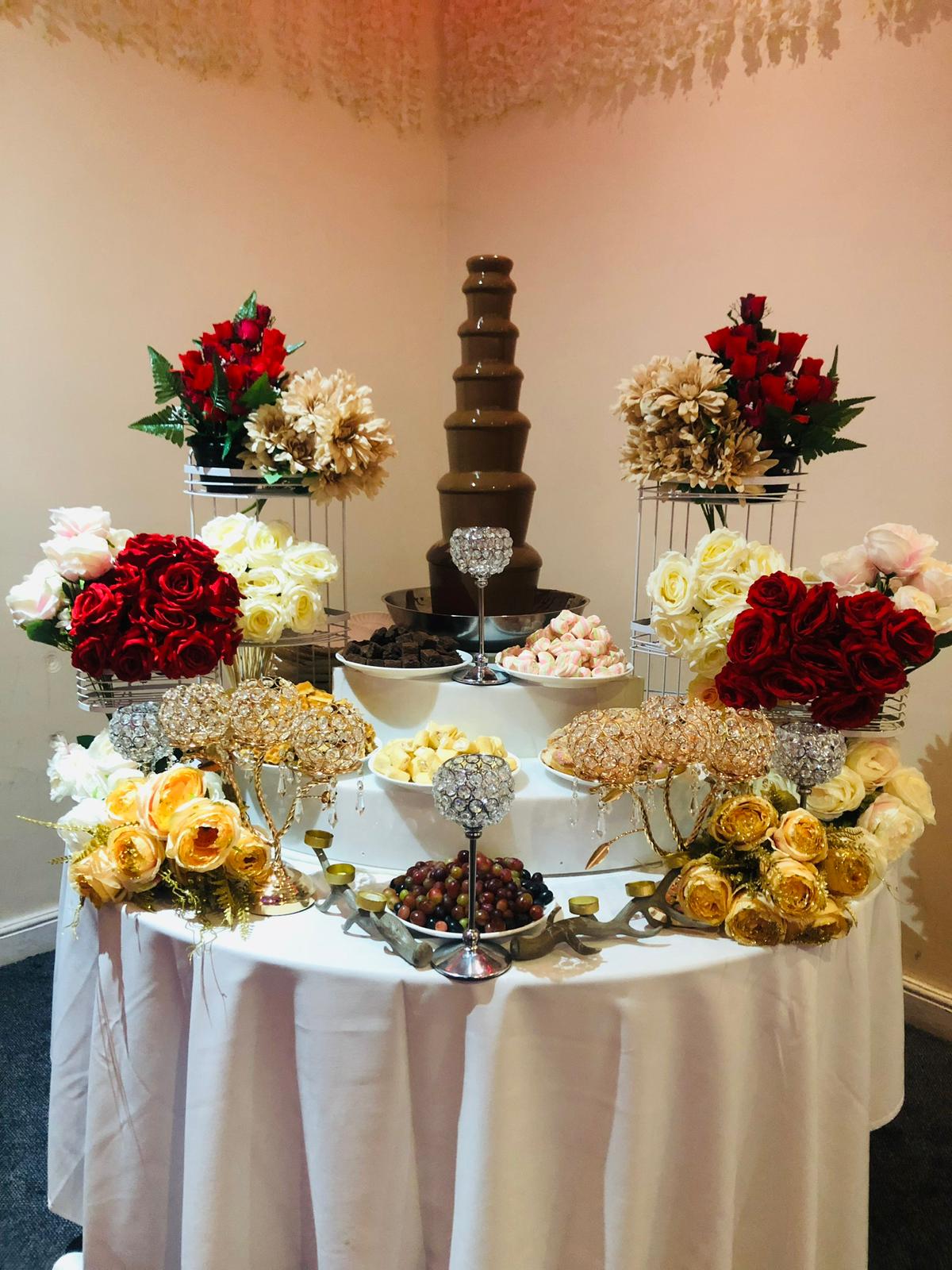Elegant fruit table decor for events in Birmingham