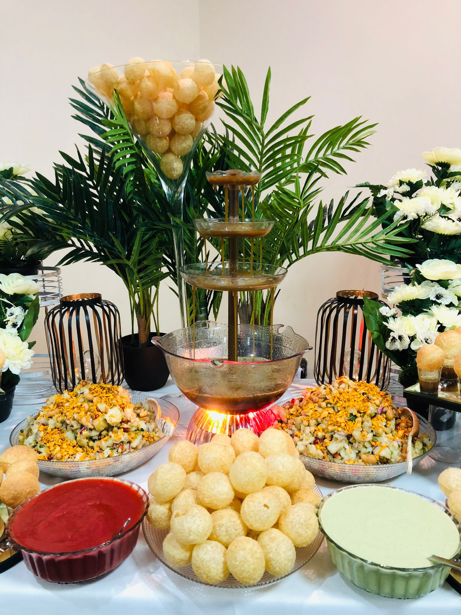 Elegant fruit table decor for events in Birmingham